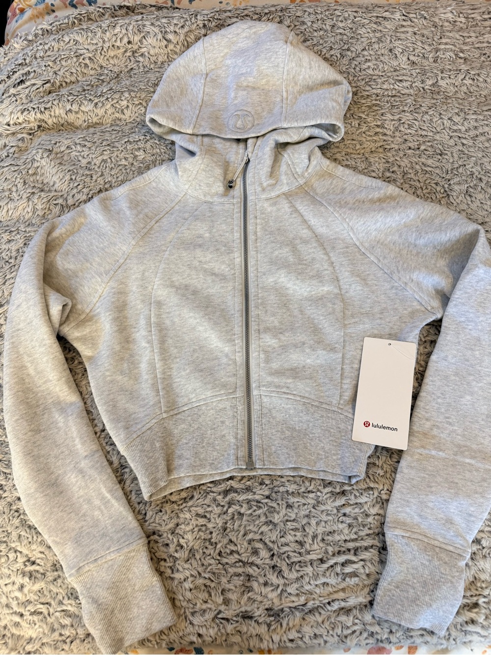lululemon Scuba Full-Zip Cropped Hoodie - Picture 6 of 9